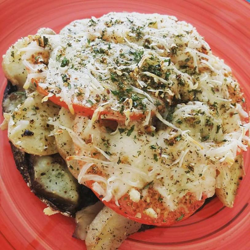 Entre el Comal y la Olla.