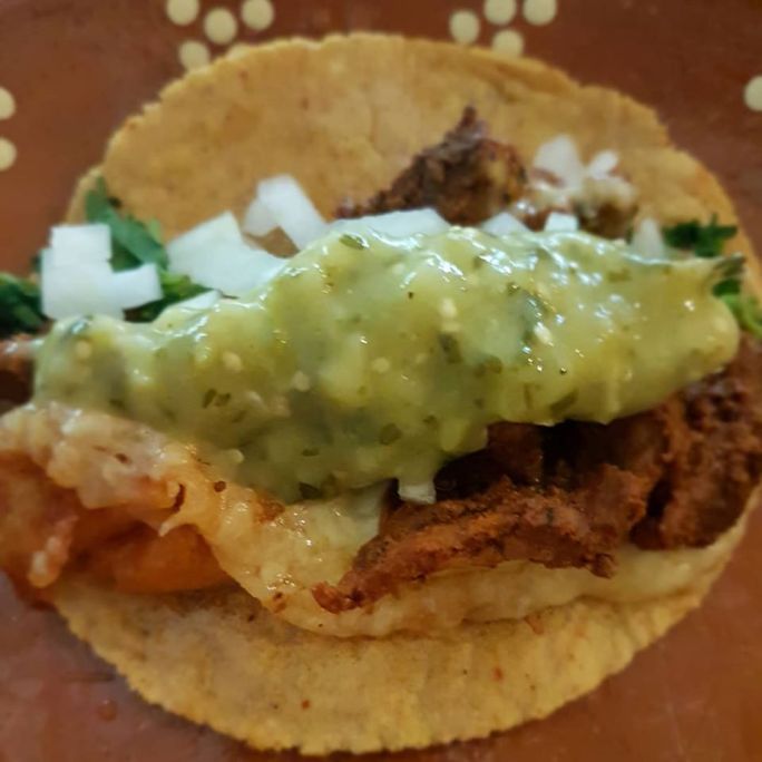 Entre el Comal y la Olla