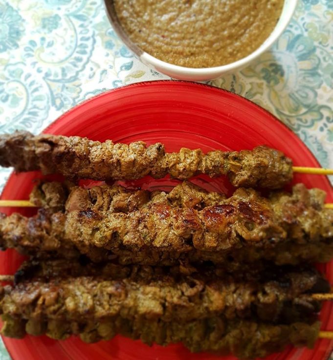 Entre El Comal y La Olla.